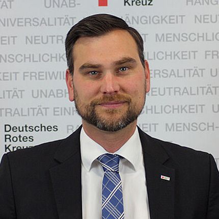 Klaus Hofmann Klaus Hofmann